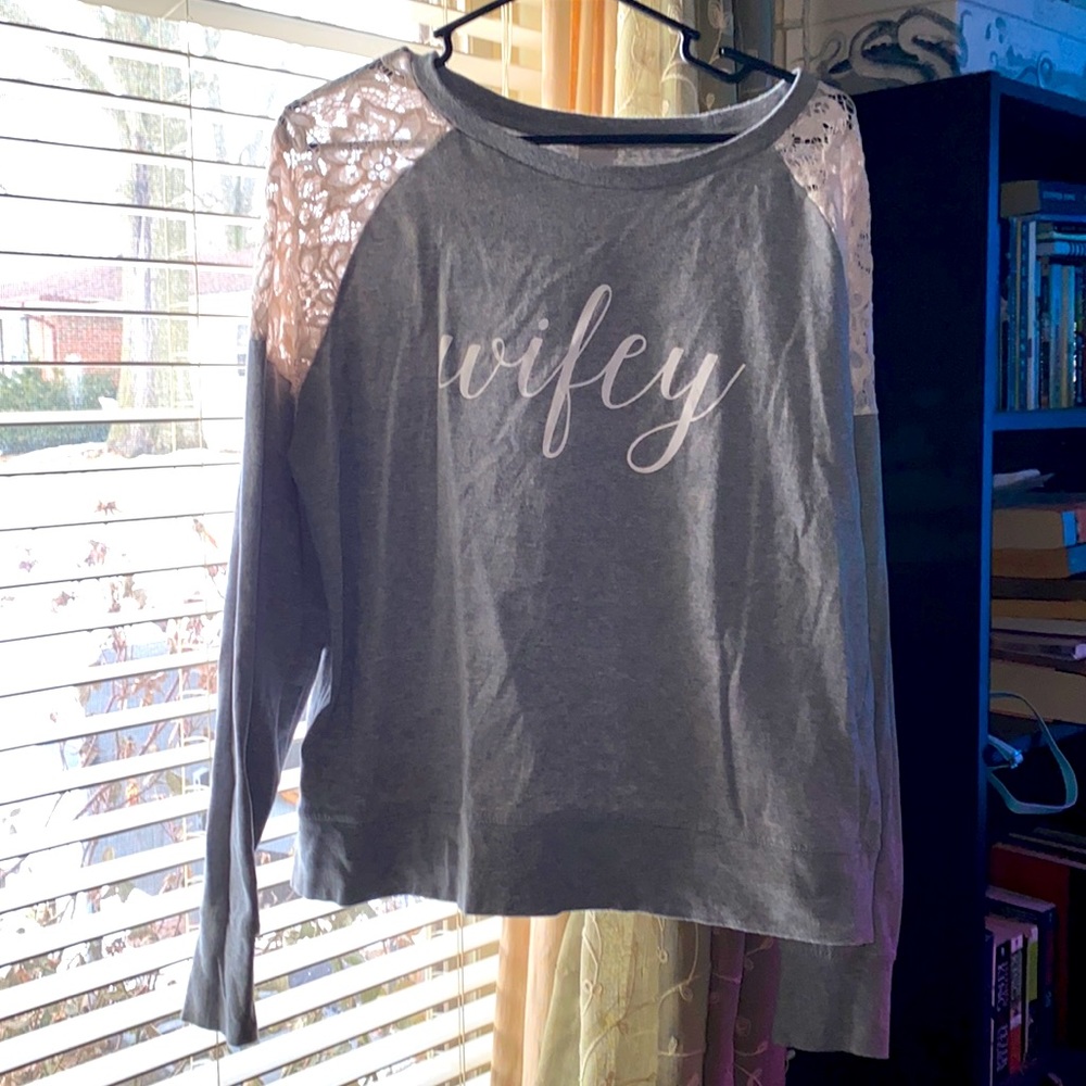 Wifey crewneck sweatshirt with lace shoulder